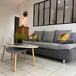 Avec Terrasse Et Piscine, Proche D'erromardie, Jean De Luz - Fr-1-239-932 아파트