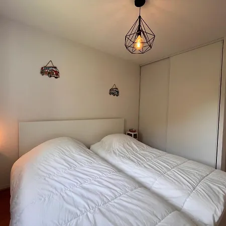 Avec Terrasse Et Piscine, Proche D'erromardie, Jean De Luz - Fr-1-239-932 *