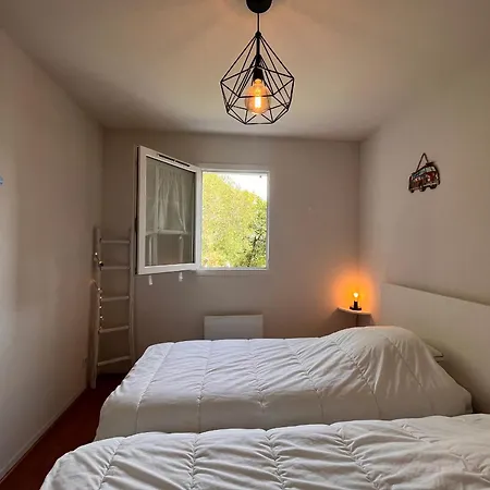 Apartment Avec Terrasse Et Piscine, Proche D'erromardie, Jean De Luz - Fr-1-239-932